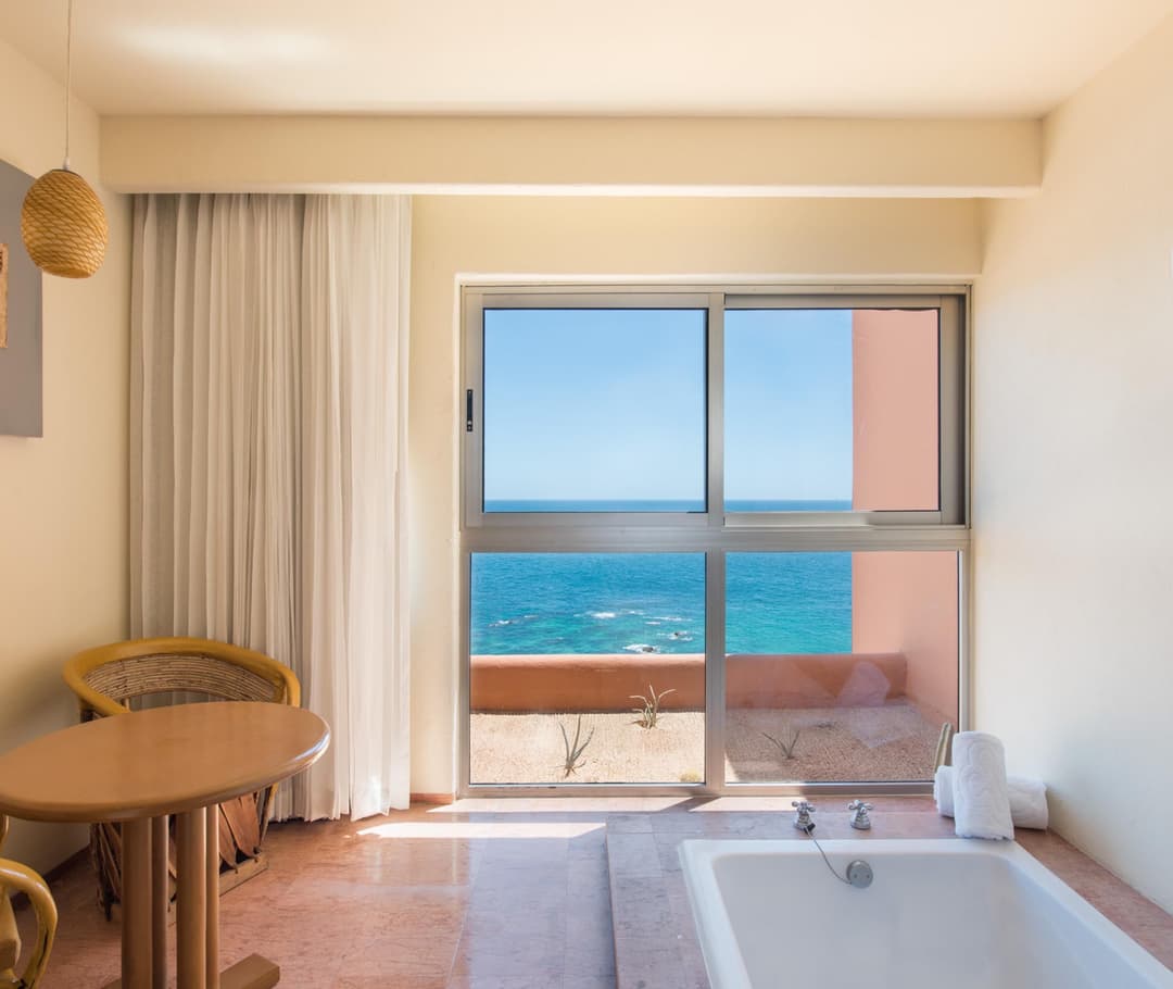 club-suite-con-vista-al-mar