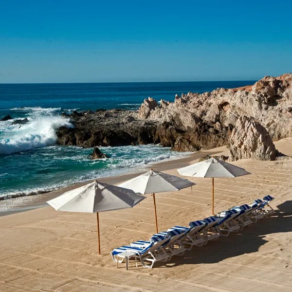 beautiful-club-beach-regina-los-cabos-with-bed-and-breakfast-near-the-sea
